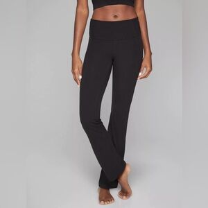 Athleta Black Powervita Straight Leg Yoga Pants Size Small